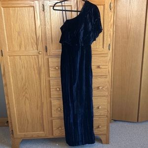 Adrianna Papell Blue Velvet One Shouldered Gown Size 2